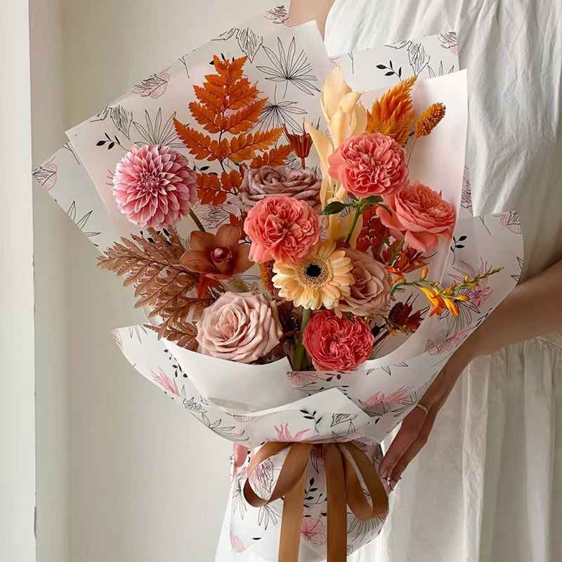 MYHC-80 Geschenkpapier mit einfachen Pflanzenlinien, transparenter Folie, Blumen