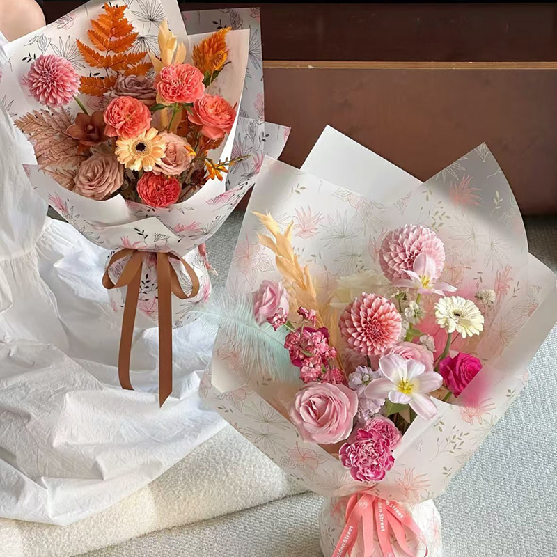 MYHC-80 Geschenkpapier mit einfachen Pflanzenlinien, transparenter Folie, Blumen