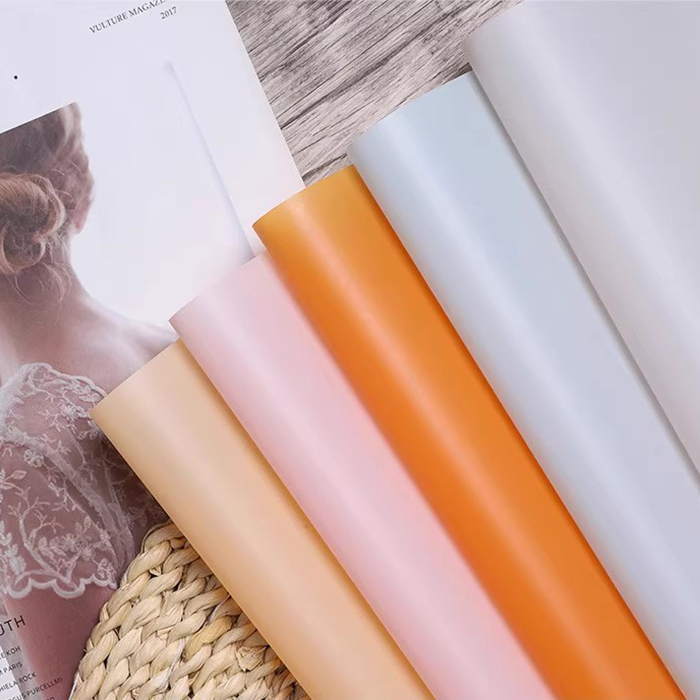 Mattes, einfarbiges, durchscheinendes Blumen-Geschenkpapier