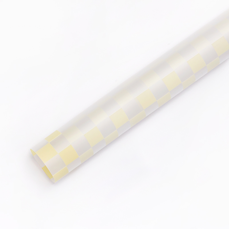 Mehrfarbiges kariertes Blumenstrauß-Geschenkpapier