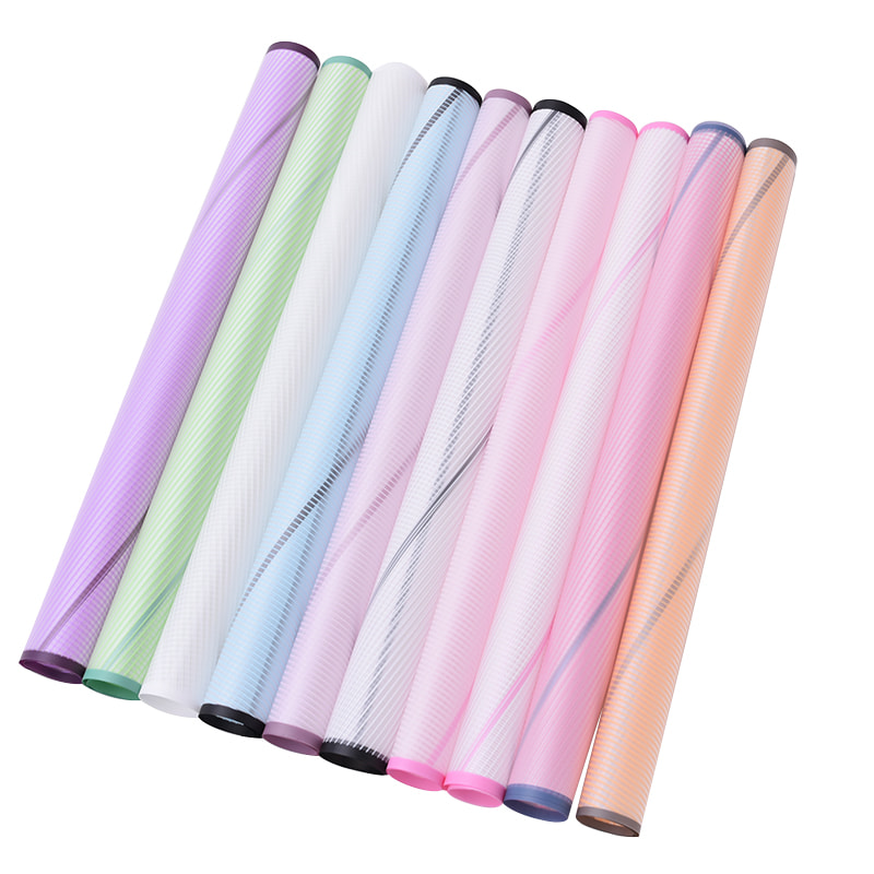 Gestreiftes Blumen-Geschenkpapier