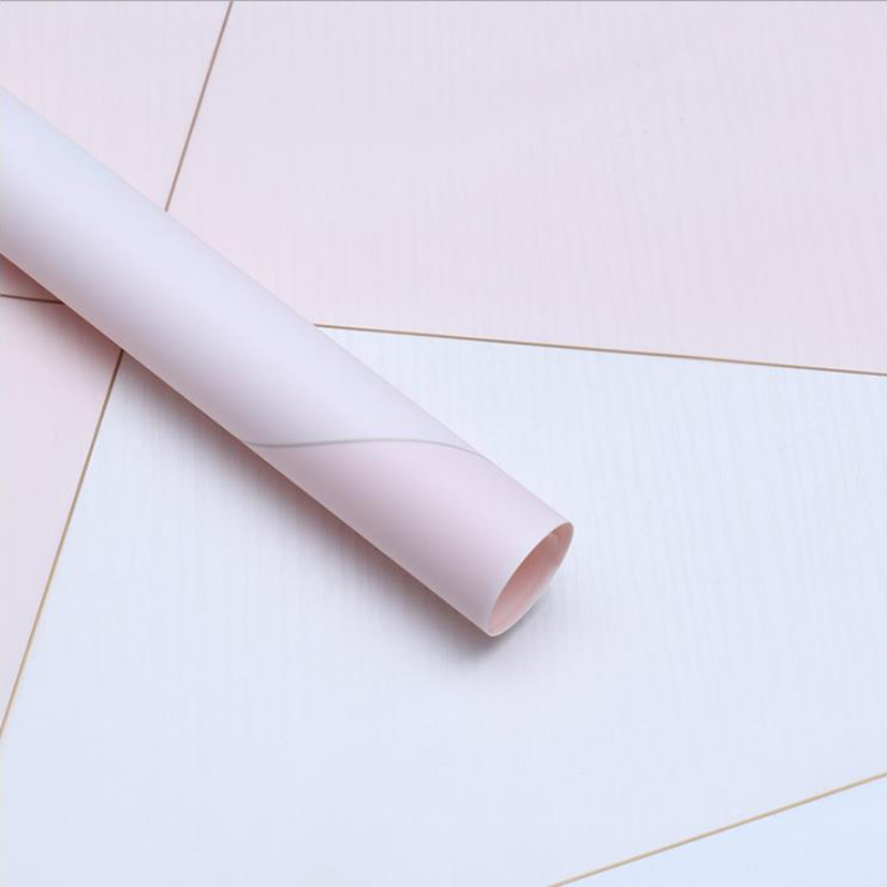 Wasserfestes Blumenstrauß-Geschenkpapier aus Nossa mit magnetischer Linie