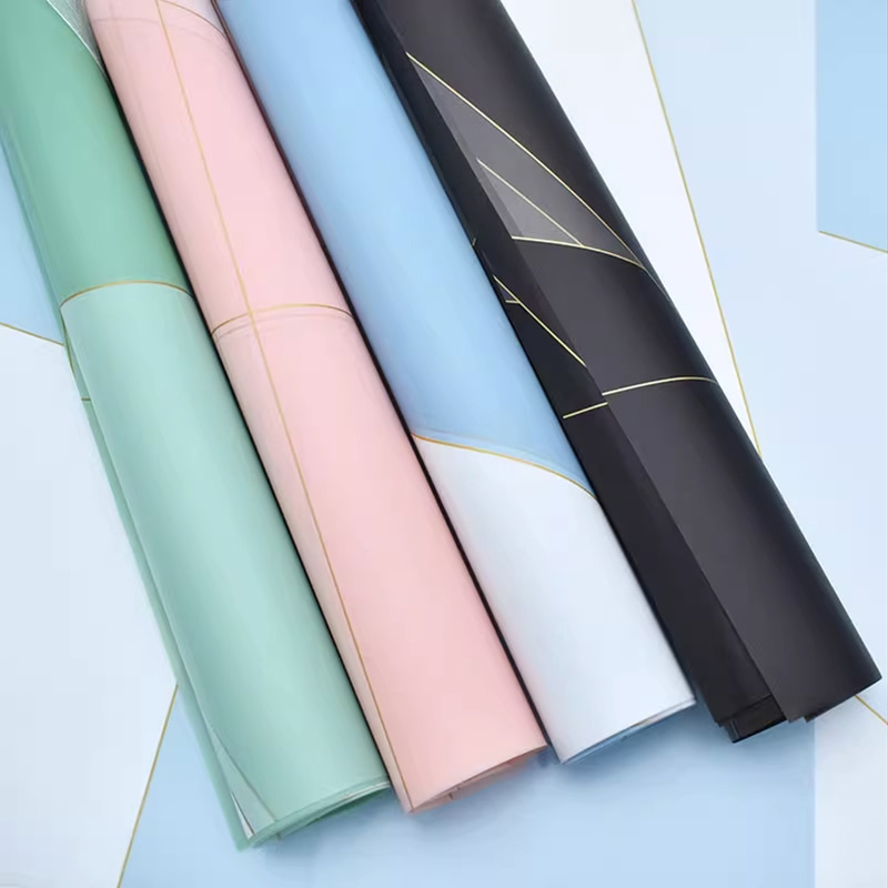 Wasserfestes Blumenstrauß-Geschenkpapier aus Nossa mit magnetischer Linie