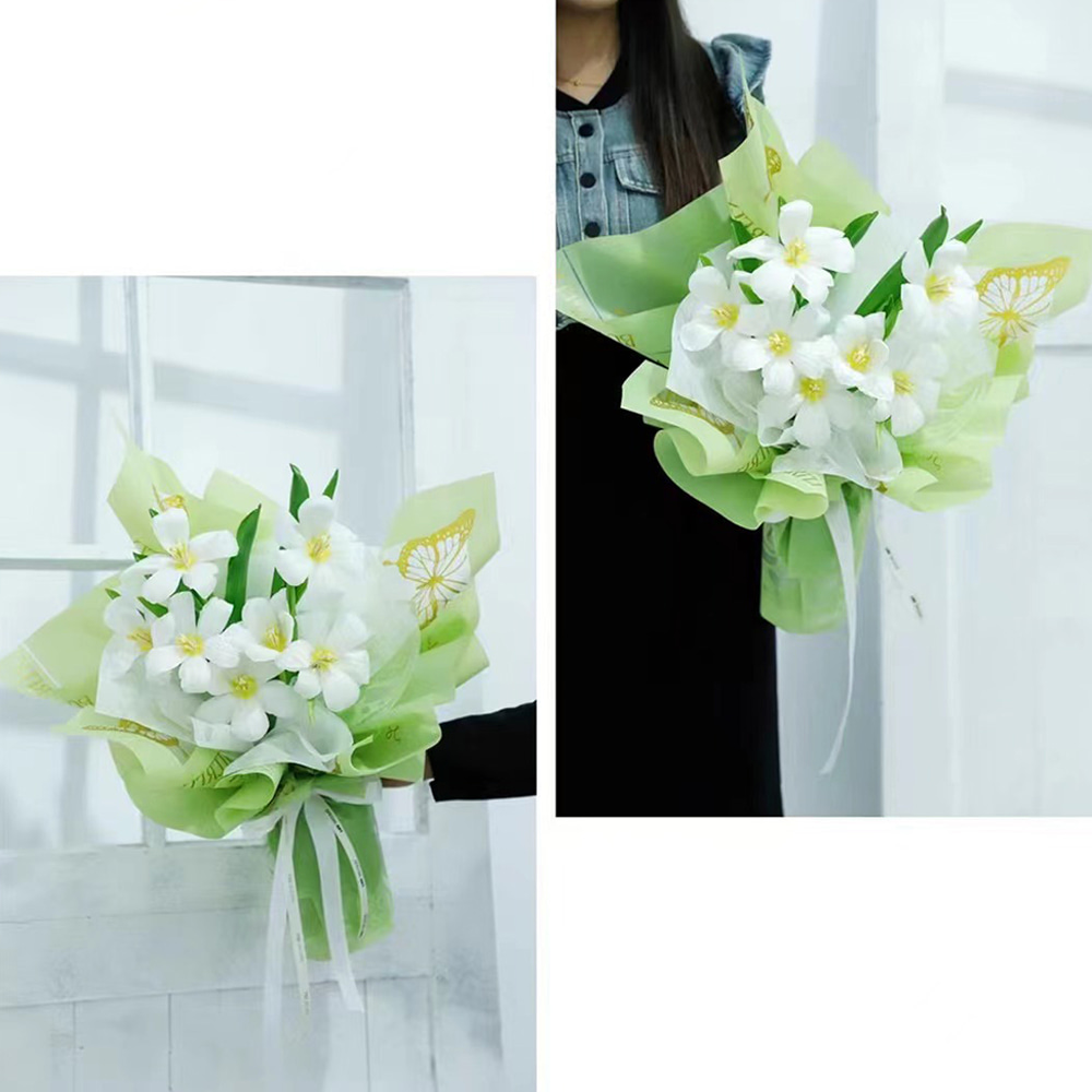 Wasserdichte Blumenstraußverpackung aus Nossa-Papier mit einseitiger Beschichtung und ausgehöhltem Schmetterlingsdruckdesign