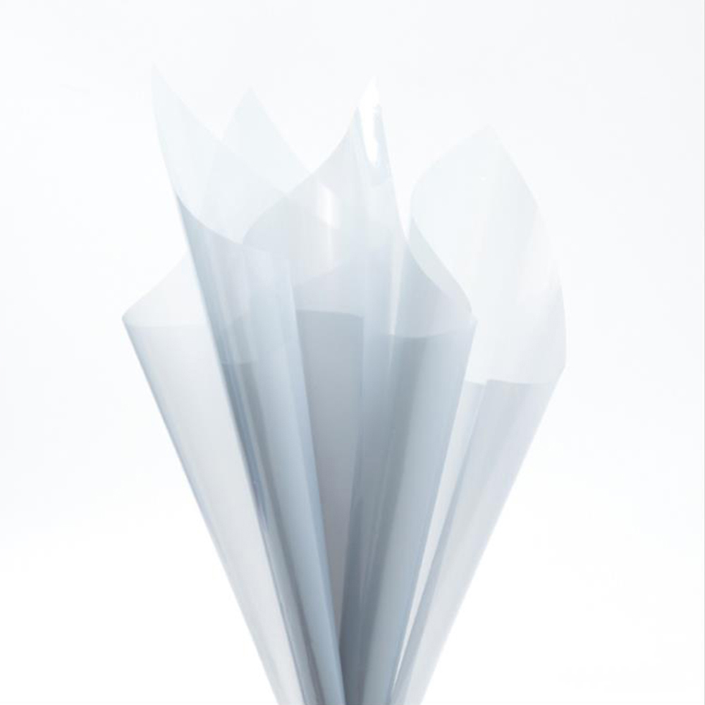 Wasserfestes, transparentes Blumen-Geschenkpapier aus Kristallglas