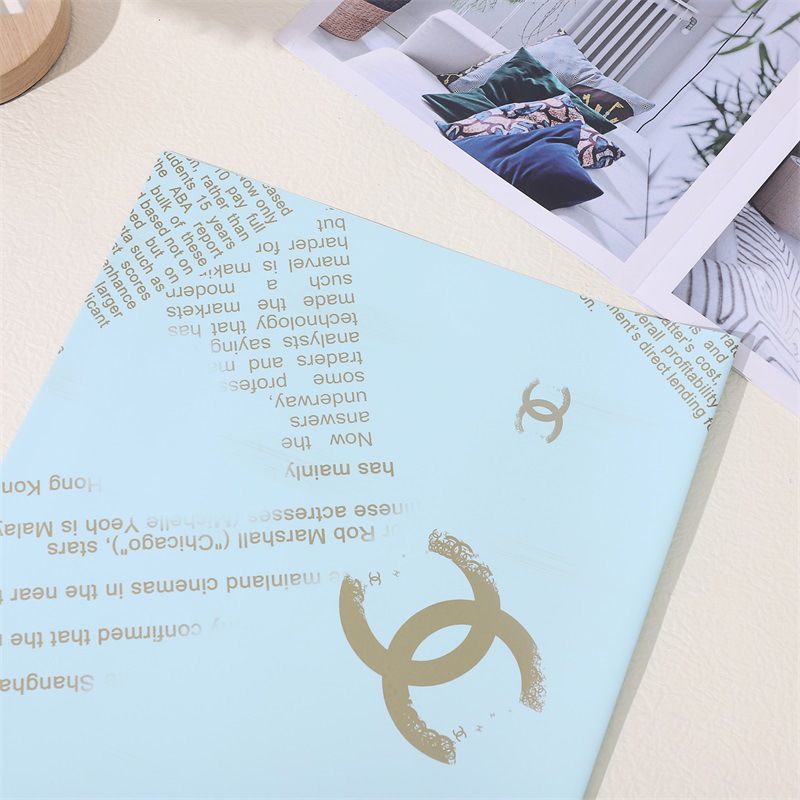 Geschenkpapier der Marke Chanel