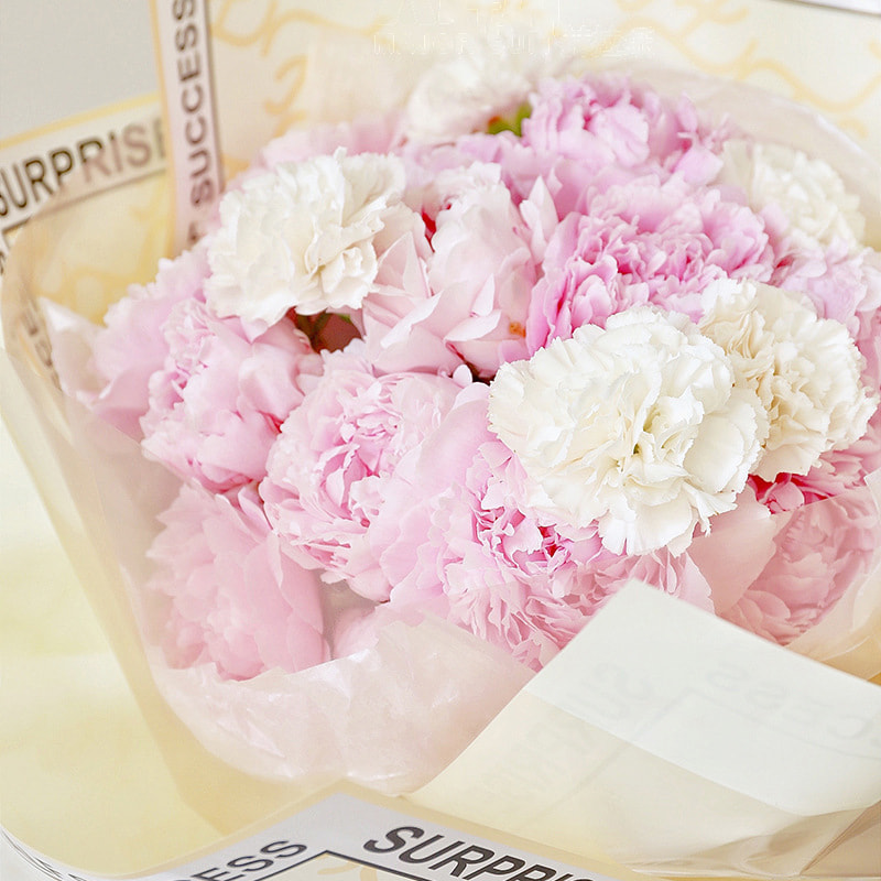 Blumenverpackungspapier der Marke Hera in verschiedenen Farben
