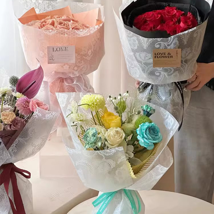 Nuosha-Blumen-Geschenkpapier in verschiedenen Mustern und Stilen