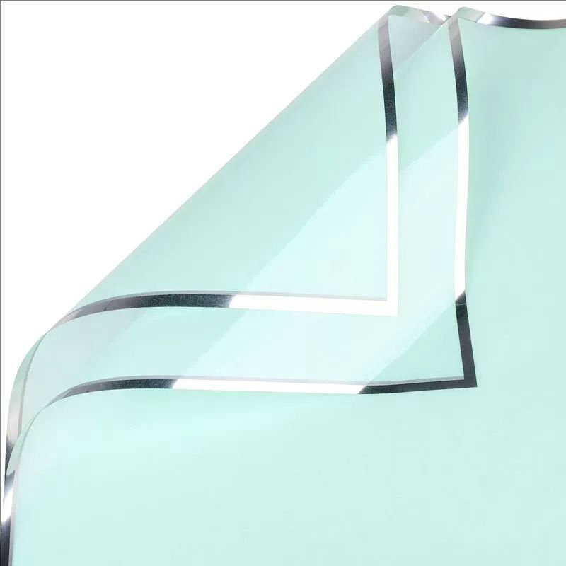 Blumen-Geschenkpapier mit wasserglänzender Silberionen-Folie