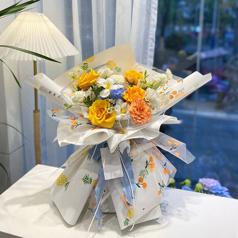 Antibeschlag- und feuchtigkeitsbeständige Verpackungsfolie für Blumensträuße aus Kunststoff