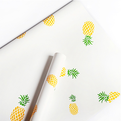 Einfaches Blumenstrauß-Geschenkpapier mit Fruchtmuster