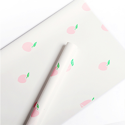 Einfaches Blumenstrauß-Geschenkpapier mit Fruchtmuster