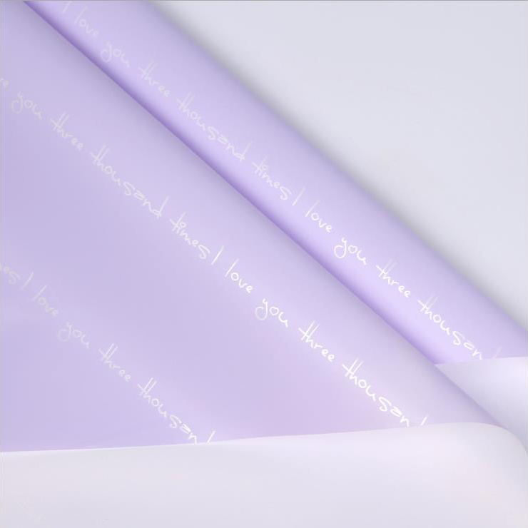Bedrucktes romantisches Blumenstrauß-Geschenkpapier