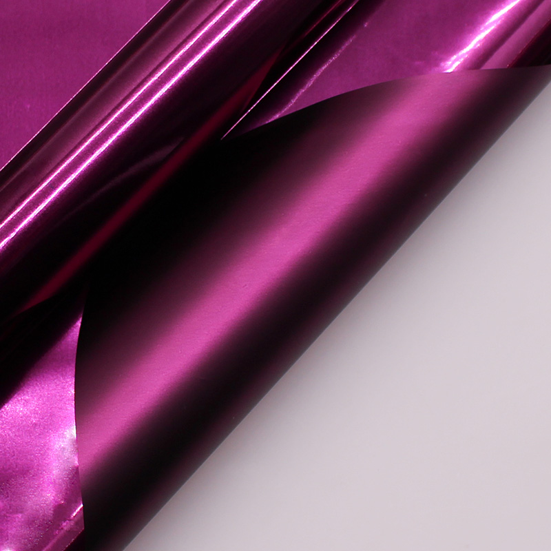 Doppelseitig schimmerndes Metallic-Folienstrauß-Geschenkpapier