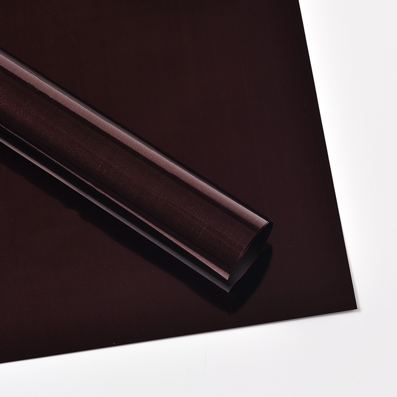 Doppelseitig schimmerndes Metallic-Folienstrauß-Geschenkpapier