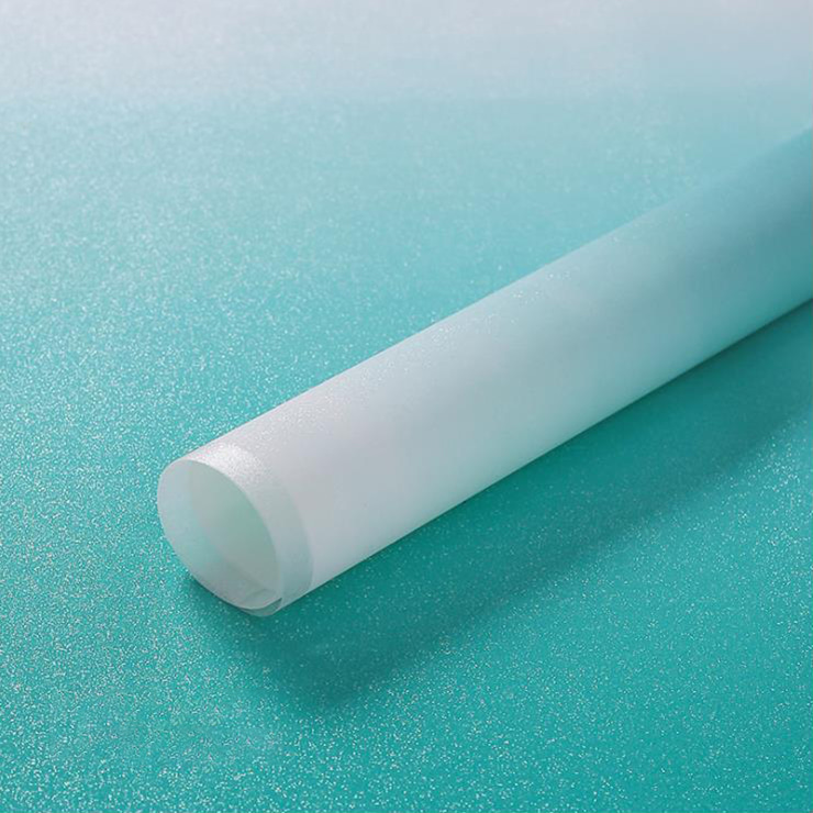 Eisnebel-Geschenkpapier mit Farbverlaufsfolie für Blumenstrauß