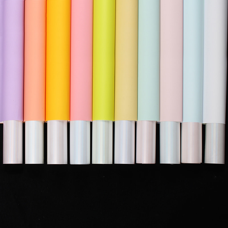 Bonbonfarbenes Blumenstrauß-Geschenkpapier, Fantasie, vergoldet