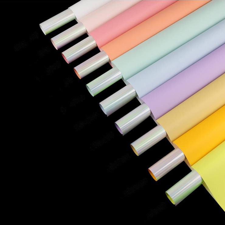 Bonbonfarbenes Blumenstrauß-Geschenkpapier, Fantasie, vergoldet
